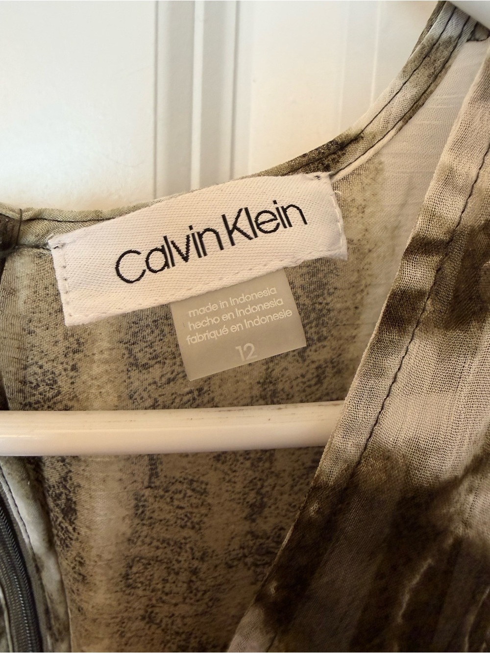 Calvin Klein Olive and White Tie-Dye Maxi Dress - Picture 2 of 9